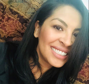 Meet your Posher, Vanessa